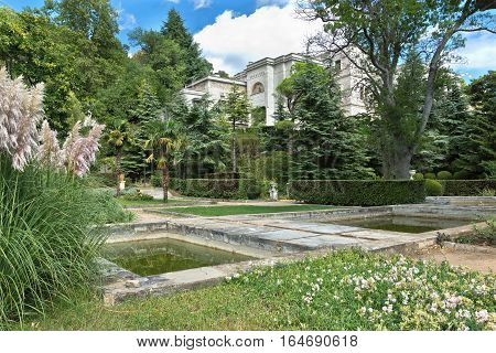 KOREIZ CRIMEA RUSSIA - SEPTEMBER 19.2014: The pond in the Park of the Yusupov Palace.