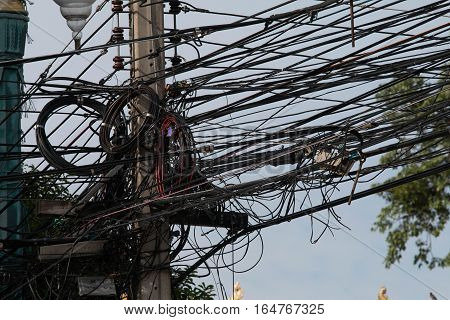 electrica power line & communications line in city