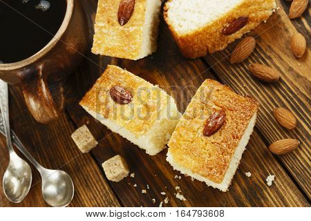 Semolina Pie With Coconut