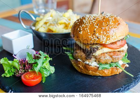 A Frensh Burger ready to be Eated!