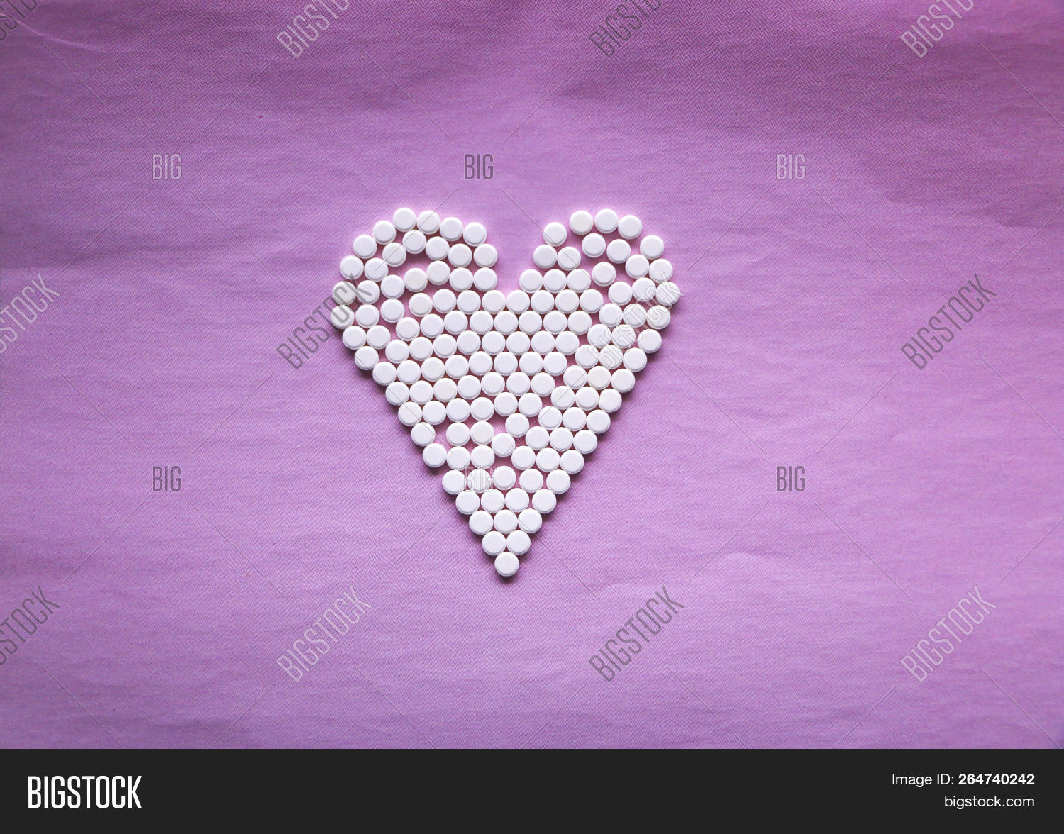 White Pills Laid Out Image & Photo (Free Trial) Bigstock