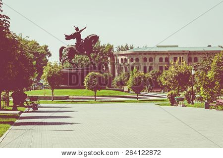 Tashkent, Uzbekistan - August 22, 2018: Monument To Uzbek National Hero Amir Temur In Tashkent, Uzbe