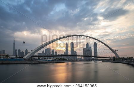 Tolerance Bridge In Dubai