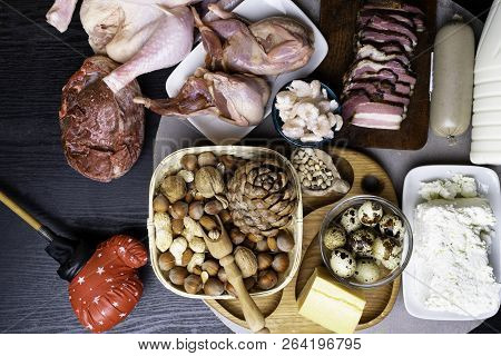 High Protein Food For Body Builders Of Lean Steak, Pork Pate, Milk, Cheese, Chicken, Shrimps Eggs Be