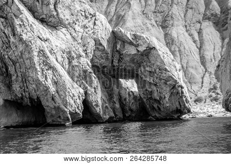 Jebha Island And Waves And Rocks
