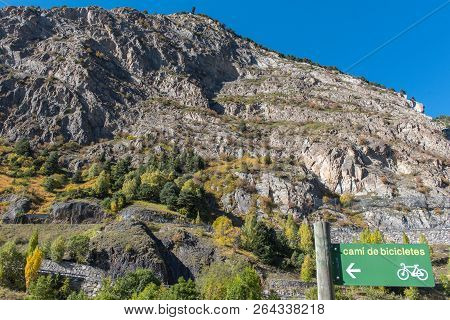 Canillo, Andorra : 2018 7 May : Cityscape In Autumn In Canillo, Andorra On The Pyreenes