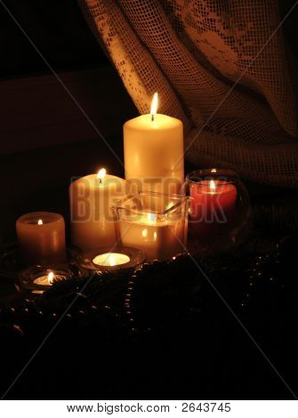 Luz de las velas de Navidad
