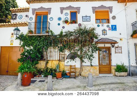 Granada, Spain, April 06, 2018: Street View Of The Historic District Of Albaicin In Granada, Andalus