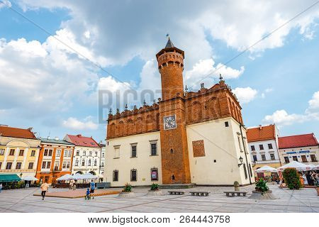 Tarnow, Poland, August 19, 2018: Renaissance Town Hall On Market Square In Tarnow.