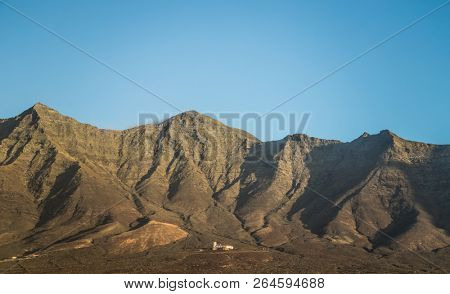 Big traditional Winter Villa in Cofete, Fuerteventura.