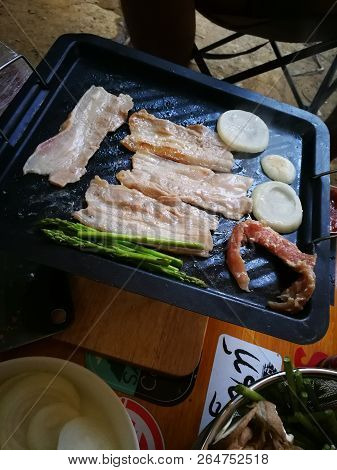 Meal pork and vegetable BBG Grilled for camping