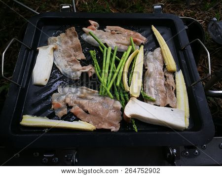 Meal Pork And Vegetable Bbg Grilled For Camping