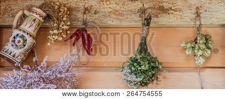 Bouquet Of Dried Flowers On A Vintage Cafe Background. Vintage Decoation For Cafe And Restaurant.