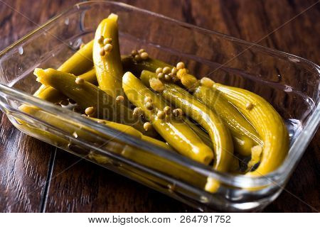Turkish Pickle Zavrak Tursusu. Traditional Food In Glass Bowl.