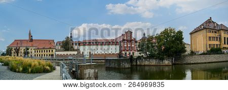 Panoramic Photo Of Grodzka Street - Wroclaw, Poland. Street Photography - View Of Grodzka Street And