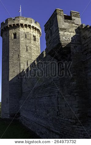 Warwick, Uk - October 21: Picture Of Warwick Castle - Guys Tower On October 21, 2018 In Warwick, War