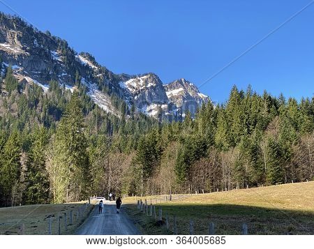 View Of The Alpine Peak Gnepfstein Mittaggüpfi (mittagguepfi Oder Mittaggupfi) From The Eigental Val