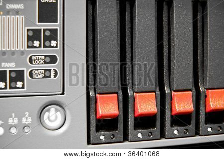 powierzchni magazynowej z dyskami twardymi scsi