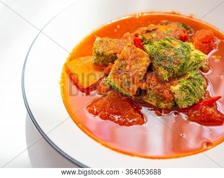 Thai Food Name Sour Curry With\ncha Om Egg Taste Sweet, Salty, Sour And Spicy Mixture Of Paprika, Pa