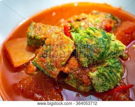 Thai Food Name Sour Curry With\ncha Om Egg Taste Sweet, Salty, Sour And Spicy Mixture Of Paprika, Pa