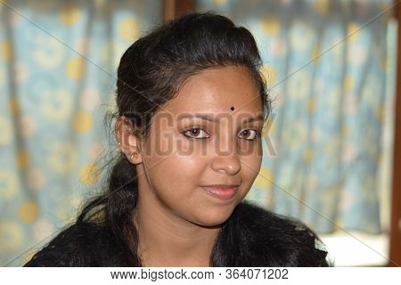 Panchita, Bongaon, North 24 Parganas, West Bengal, India, 8th Oct., 2019: Close Up Of A Indian Teena