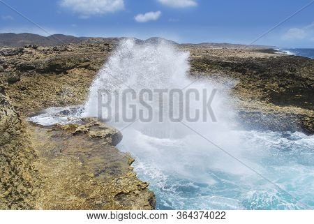 Curacao Shete Boka Tropical Splashing Water From The Ocean Into Bay With Rocks