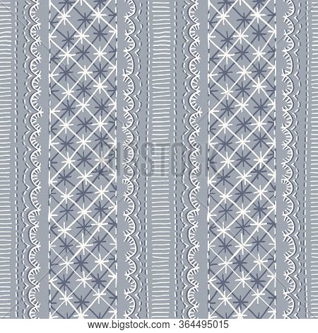 Crewel Embroidery Lace Needlework Vector Seamless Pattern. Hand Drawn Traditional Jacobean Scalloped