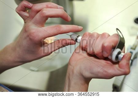 Clinic Of Reproductive Medicine. Artificial Insemination. Clinic Of Artificial Conception. Sperm Fre