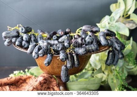 Sweet Sapphire Grapes From Califonia.
