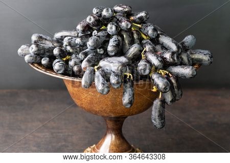 Sweet Sapphire Grapes From Califonia.
