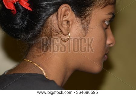 Panchita, Bongaon, North 24 Parganas, West Bengal, India, 8th Oct., 2019: Close Up Of A Indian Teena