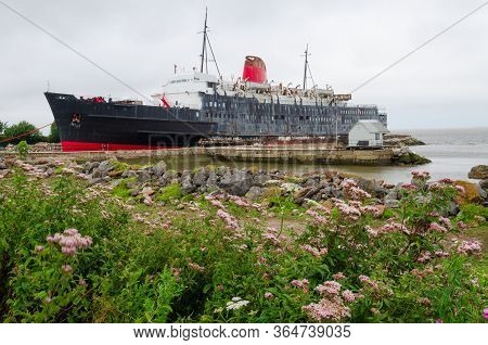 Llanerch-y-mor, Uk : Jul 31, 2019: Passenger Ferry Steam Ship, Tss Duke Of Lancaster Operated From 1
