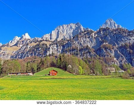 Alpine Peaks Selun And Frümsel (fruemsel Oder Frumsel) In The Churfirsten Mountain Range, Between Th
