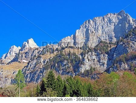 Alpine Peaks Frümsel (fruemsel Oder Frumsel) And Brisi In The Churfirsten Mountain Range, Between Th