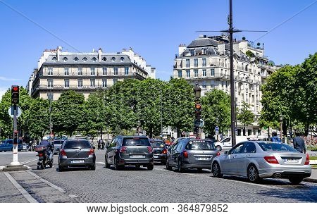 France, Paris, May, 20, 2014 - Car Traffic On The Avenues Of Paris. Champs-elysees. Paris, France