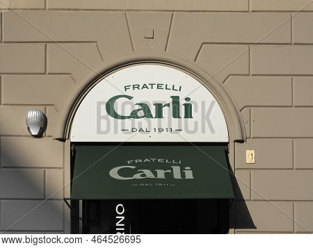 Olio Carli Shopfront Sign In Turin