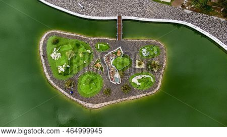 Russia, Stavropol Territory, Zheleznovodsk, September 10, 2022, Resort Lake In Zheleznovodsk, Founta