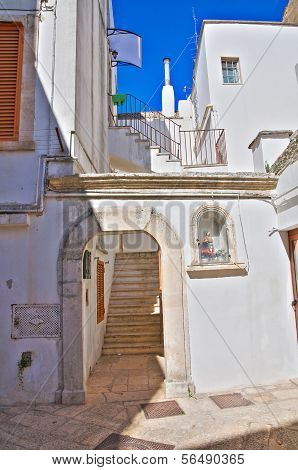 Alleyway. Noci. Puglia. Italy.