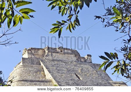 Details of the Maya pyramid of the Magician