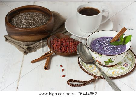 Blueberry, Chia And Goji Vegan Pudding