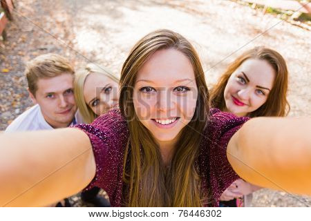 Selfportrait Photobomb