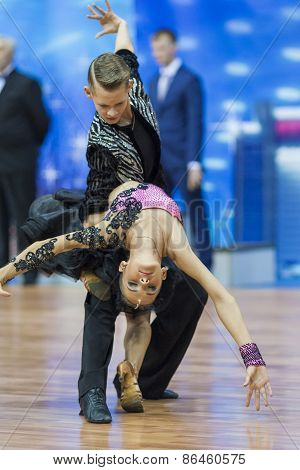 Minsk, Belarus-february 14,2015: Unidentified Professional Dance Couple Performs Youth-2 Latin-ameri