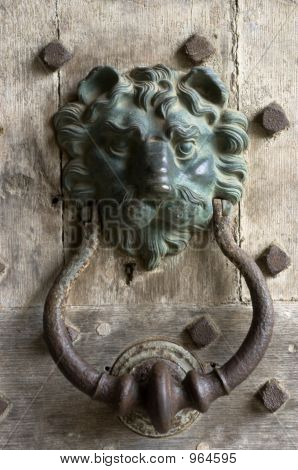 สิงโตหัวประตู Knocker
