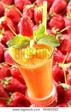 Mango strawberry with mint smoothie