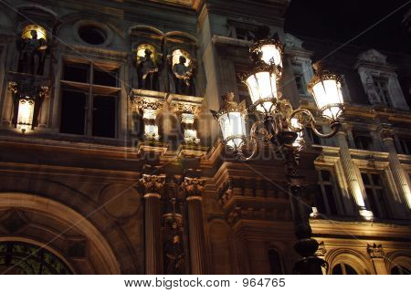 Hotel De Ville