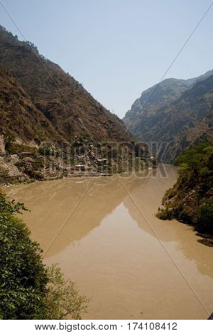 Beautiful landscapes of the Himalayas on a mountain road in Manali, Kullu Valley, Himachal Pradesh, North India.