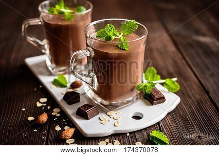 Chocolate Oatmeal Smoothie