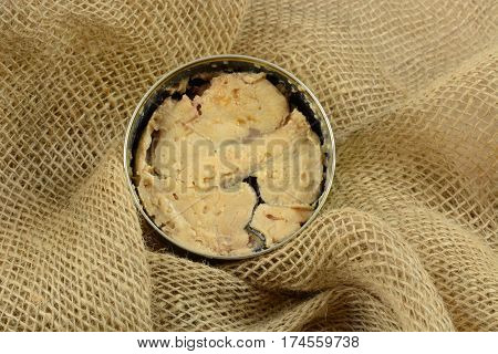 Canned wild caught Alaska pink salmon in can