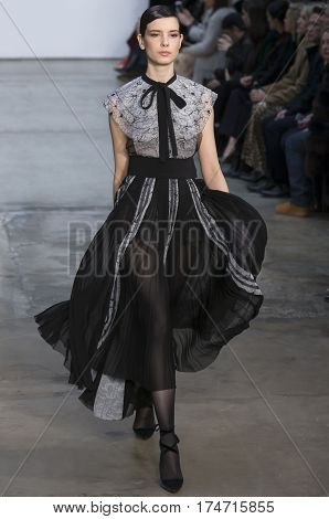 Carolina Herrera - Fall 2017 Collection