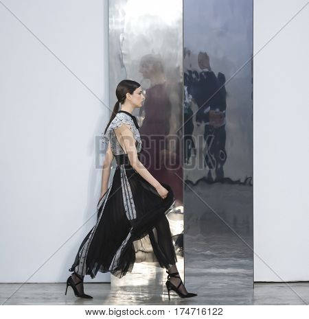 Carolina Herrera - Fall 2017 Collection